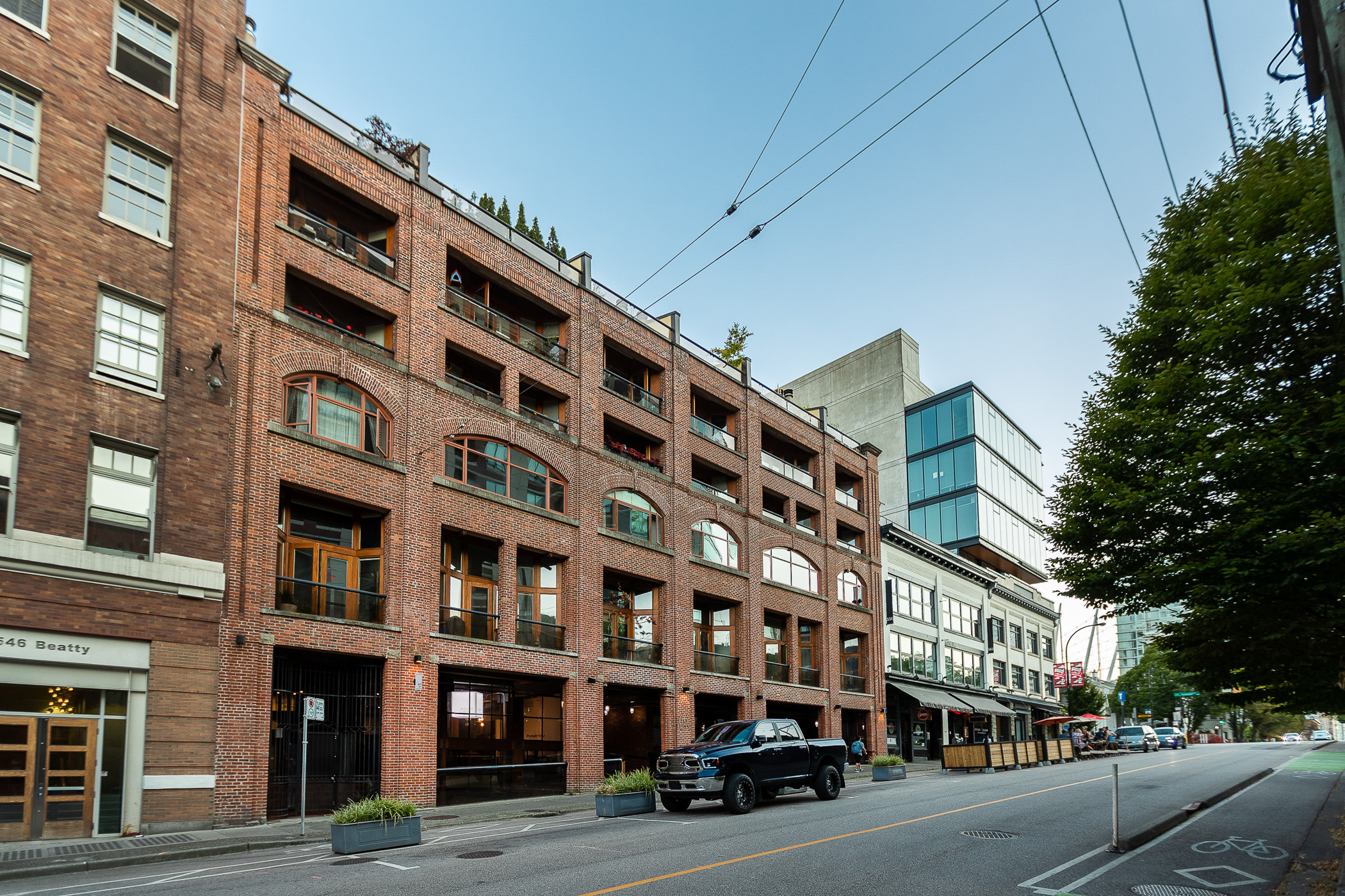 Building Image