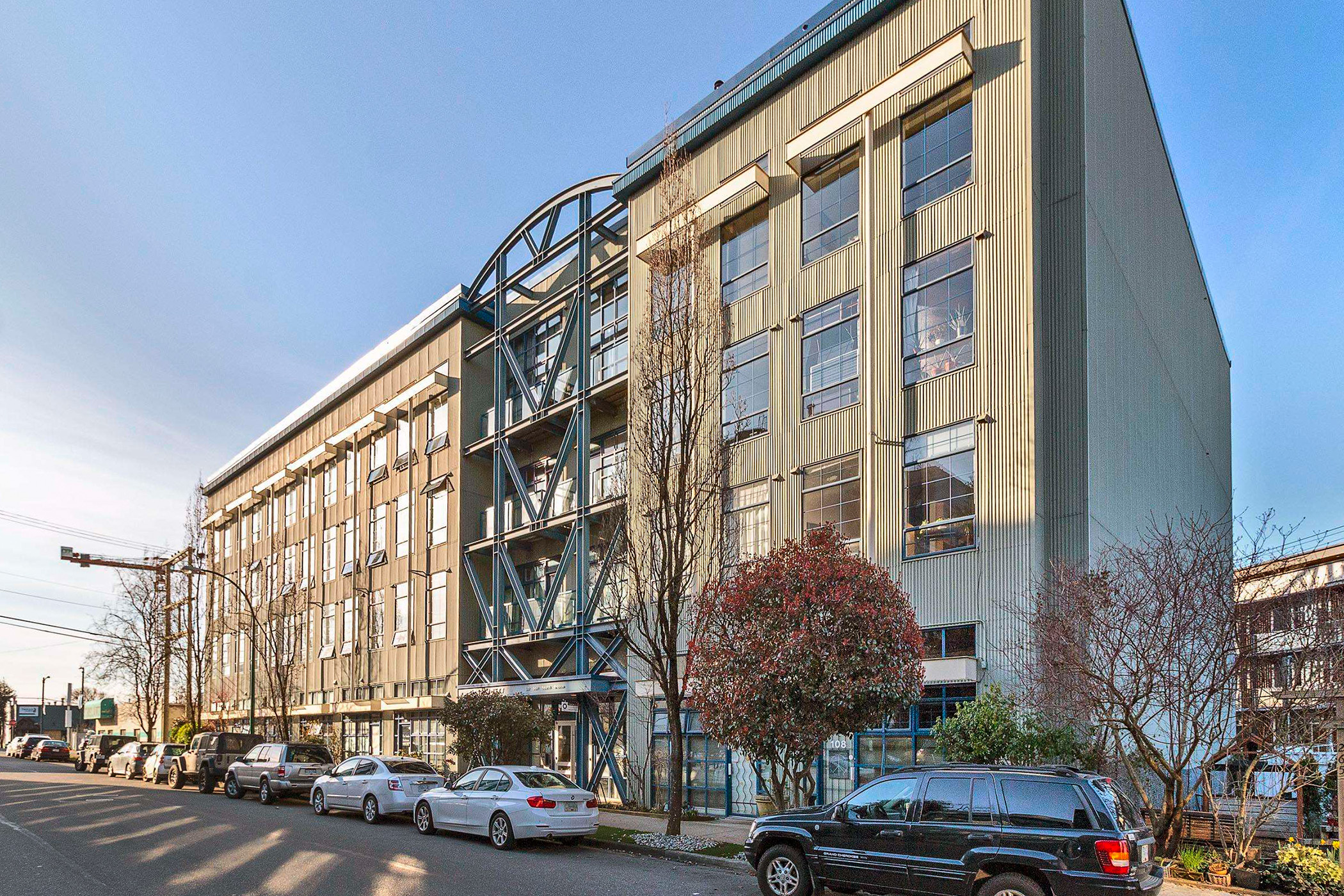 Building Image